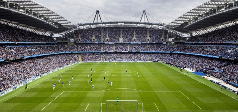 Dal Bernabeu vuoto all’Etihad pieno Dal Bernabeu vuoto all’Etihad pieno