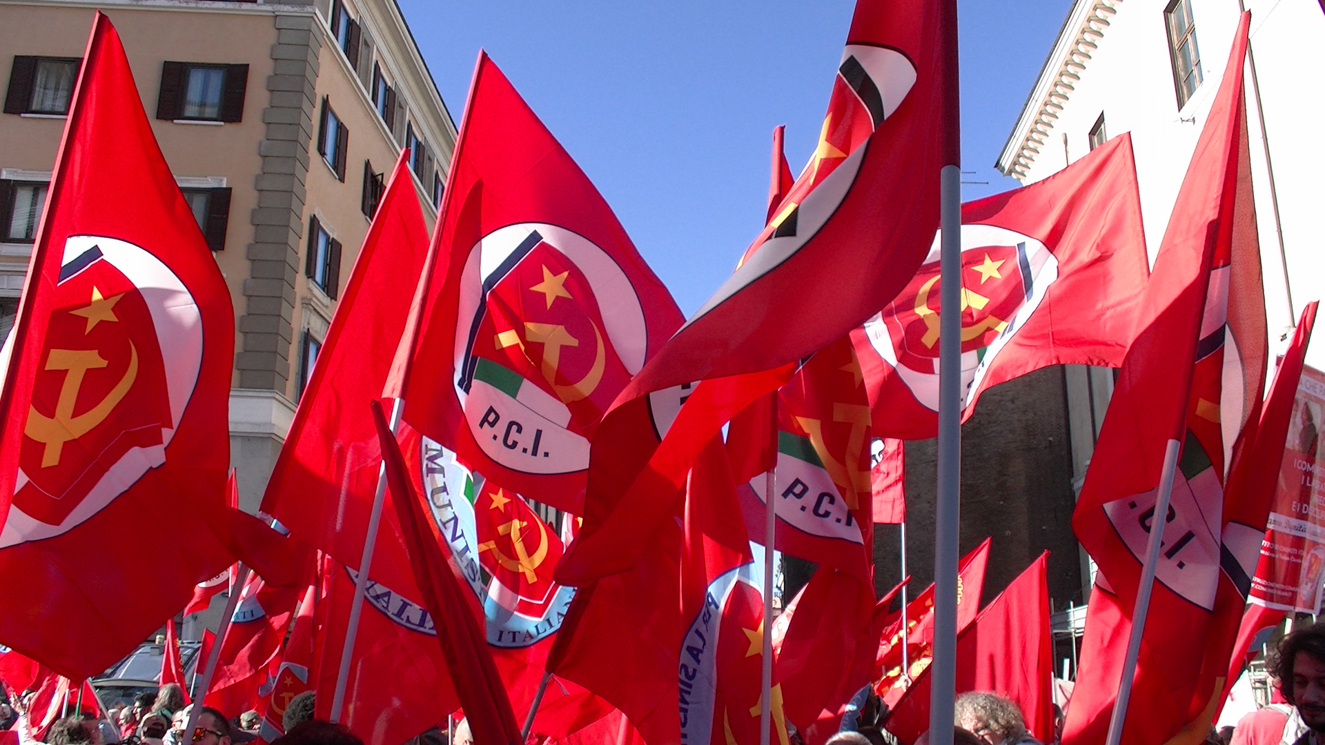 Il Napolista come il vecchio (caro) Pci, diviso tra massimalisti, miglioristi e frazionisti Il Napolista come il vecchio (caro) Pci, diviso tra massimalisti, miglioristi e frazionisti