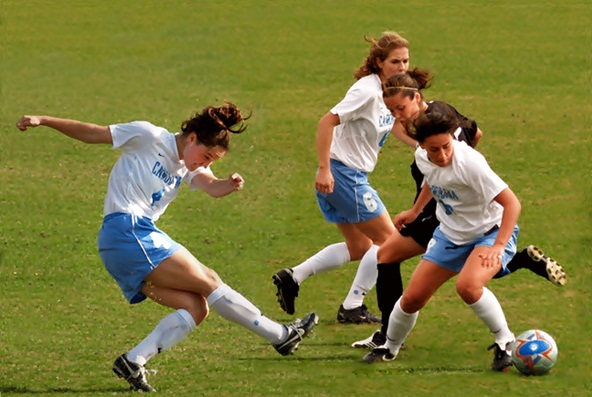 Calcio femminile, eppur si muove Calcio femminile, eppur si muove