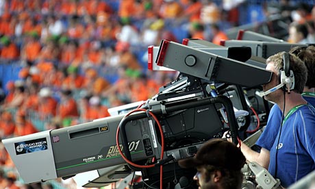 L’antitrust e i diritti della Serie A: 30 milioni di multa per Sky e Mediaset L’antitrust e i diritti della Serie A: 30 milioni di multa per Sky e Mediaset