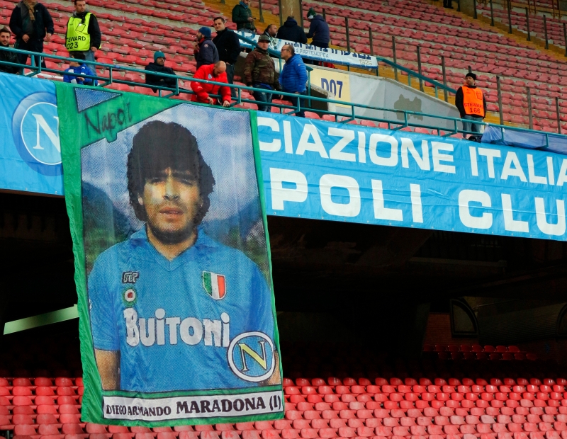Napoli, il Napoli, il calcio e la città: un racconto di Omar Saleem Napoli, il Napoli, il calcio e la città: un racconto di Omar Saleem