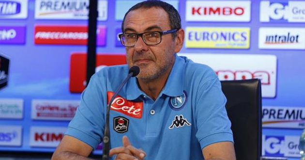 Sarri: «La società ha scelto i giocatori al mercato, io li alleno. Evidentemente per il Napoli questo resta un anno di costruzione»