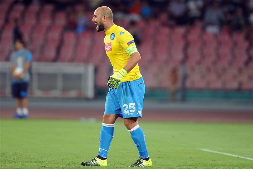 Reina su twitter: «Onorato di aver indossato la fascia di capitano»