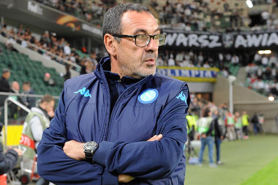 Sarri a Mediaset: «Parlare di scudetto è una bestemmia, come mi sembravano eccessive le critiche di qualche giorno fa»