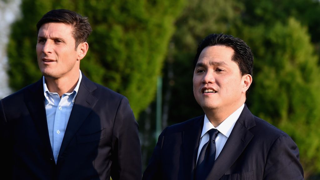 L’Inter diventa cinese, ufficiale il passaggio alla Suning: 270 milioni per il 68,55% L’Inter diventa cinese, ufficiale il passaggio alla Suning: 270 milioni per il 68,55%