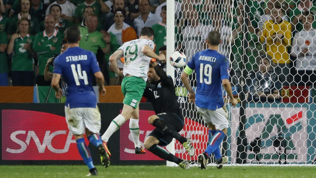 Italia-Irlanda 0-1: Brady porta i verdi agli ottavi, palo di Insigne