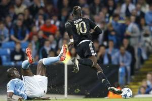 L’indiscrezione: “La nuova maglia del Napoli sarà nera coi numeri dorati”. Come la Juventus item-thumbnail