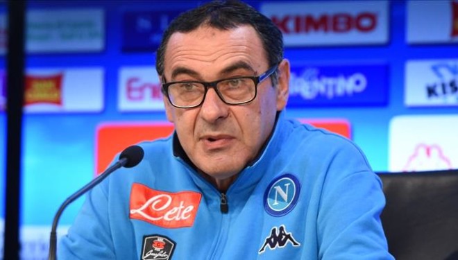 Sarri: «Napoli si sente al centro del mondo, vuole tutto e subito. La rosa? Faccio con quello che ho»