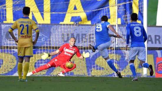 Strinic jucatore sistimato e priciso, Hamsik jucatore muddado, Higuain ‘nu fenomeno Strinic jucatore sistimato e priciso, Hamsik jucatore muddado, Higuain ‘nu fenomeno
