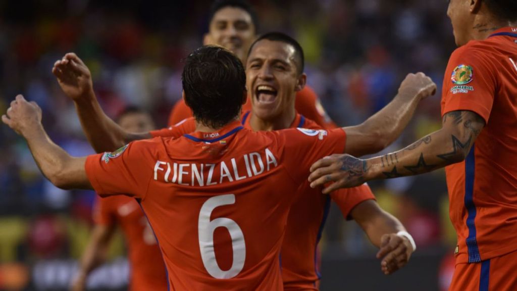 Argentina-Cile, ecco la finale-rivincita: la Roja cancella la Colombia (2-0) e limita la pioggia