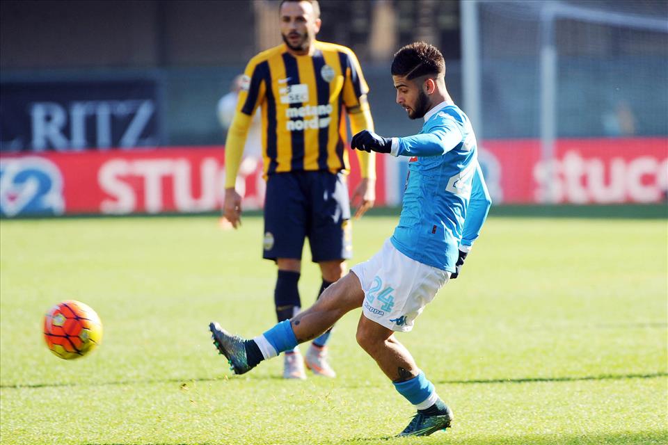 Chiriches ‘a surpresa d”a jurnat. Insigne rispunnett’ ‘e mmaleparole d”e pariente ‘e Giulietta Chiriches ‘a surpresa d”a jurnat. Insigne rispunnett’ ‘e mmaleparole d”e pariente ‘e Giulietta