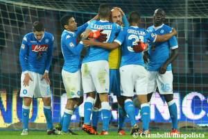 Sarri e quella frase che condanna il Napoli all’estetica: «Non sappiamo vincere una partita sporca» item-thumbnail