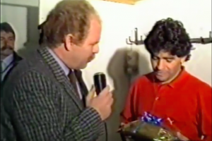 Quando la Domenica Sportiva offrì i dolci a Maradona per il suo compleanno (dopo Cesena-Napoli) item-thumbnail