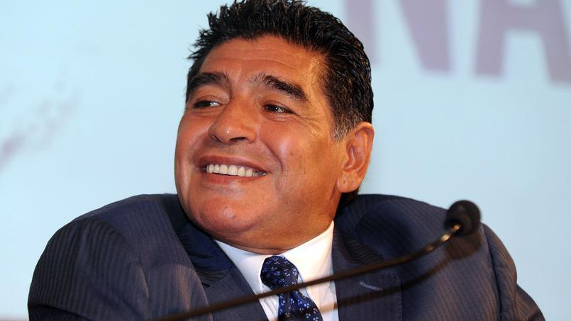 Maradona: «Lavorerò con Infantino, vogliamo ripulire il calcio. Grande amore per i napoletani»