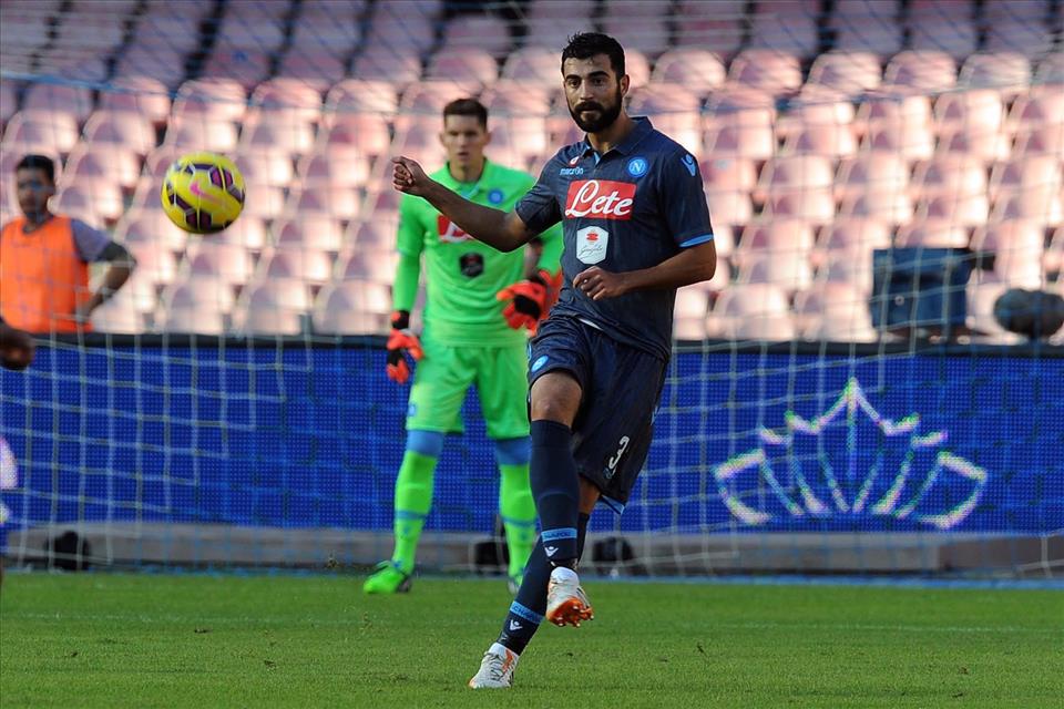 Il Napoli inchioda lo Sparta sullo 0-0 e si qualifica. Rafael decisivo