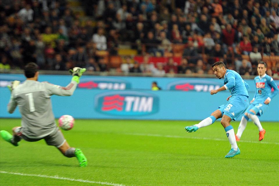Milan-Napoli 0-4, la cronaca dei pensieri del tifoso medio: «Fatemi vedere Galliani»