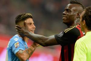 Balotelli: «Amo Napoli e i napoletani, ma ora non penso a tornare in Italia» item-thumbnail