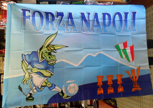 Ho visto cose… ma non avevo mai visto esultare allo stadio San Paolo per un gol segnato al Napoli