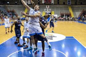 Basket, Cuore Napoli batte Roma 80-75 (con qualche patema d’animo) item-thumbnail