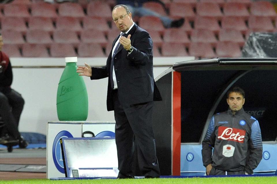 Benitez: «Mertens non giocherà col Cagliari. De Guzman? Vediamo, possiamo giocare anche con due punte»