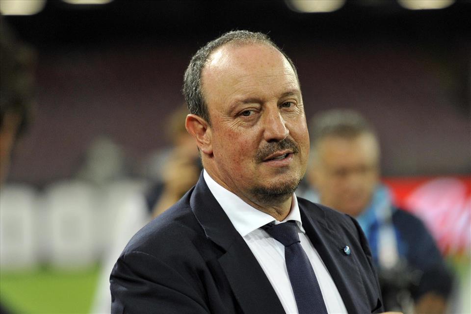 Zeman: «Al Napoli manca un regista». Benitez: «Pensi al Cagliari, non parlo delle altre squadre»