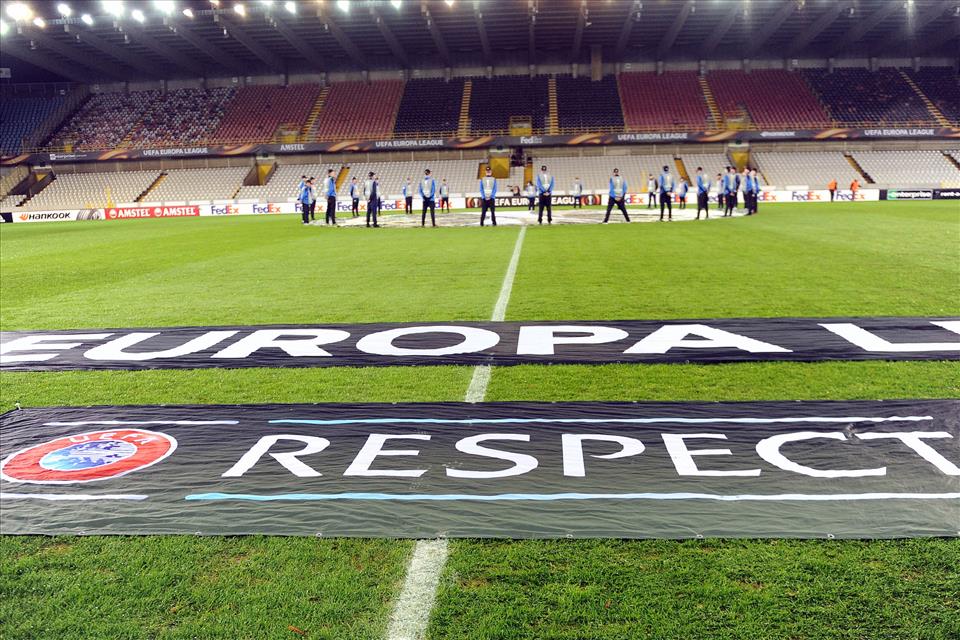 Repubblica: gli stadi tornano a porte chiuse, addio ai mille raccomandati