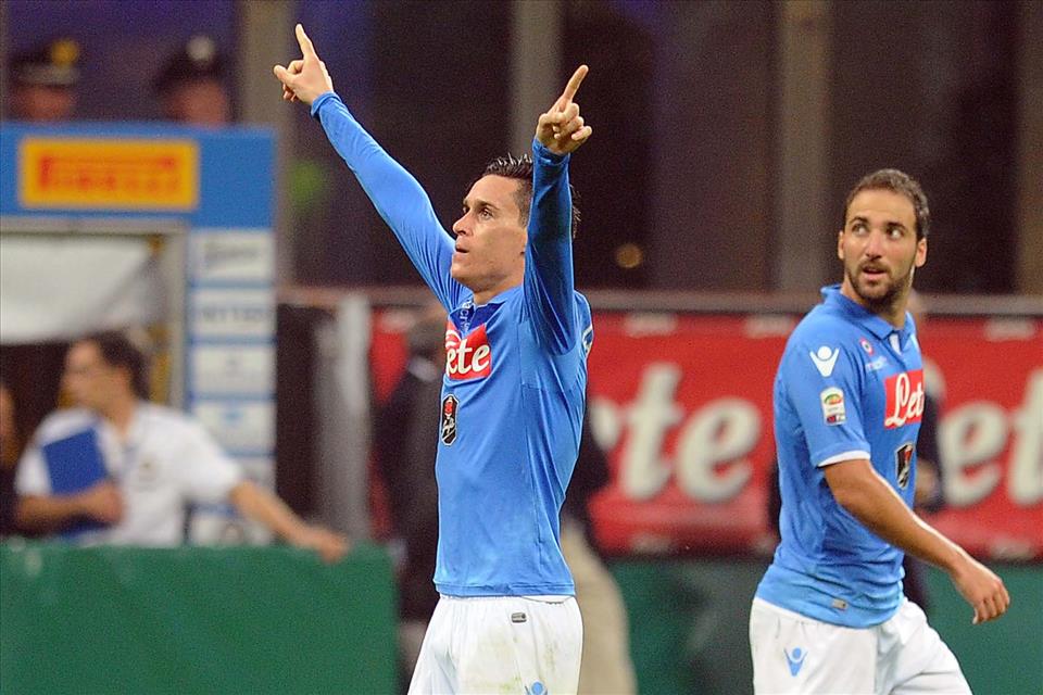 Le pagelle / Strepitoso Callejon, bene Koulibaly. Higuain e Hamsik due fantasmi