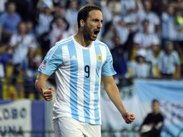 Higuain: «Parleremo del mio futuro solo dopo la Copa America»