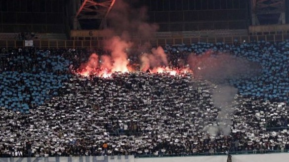 A Napoli la curva A apre a singhiozzo. E i criteri adottati restano misteriosi