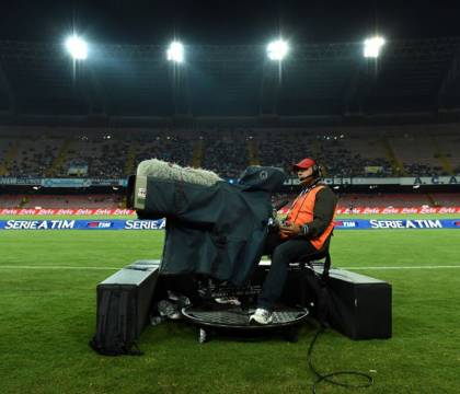 Le tariffe TimVision per la Serie A: prezzo di lancio 29,90 euro al mese, probabile promozioni a 19,99. Le tariffe TimVision per la Serie A: prezzo di lancio 29,90 euro al mese, probabile promozioni a 19,99.