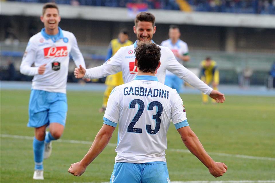 Lo scatto del Napoli riporta a 71 la quota per il terzo posto