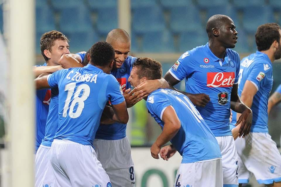 Il Napoli batte il Genoa con merito, e torna vivo