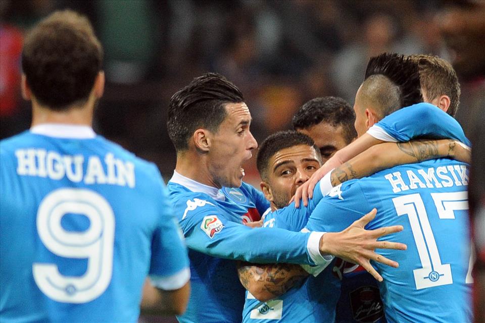 Milan-Napoli 0-4, pagelle / Koulibaly monumentale, la grande bellezza di Sarri. Insigne chiamatelo Vesuvio