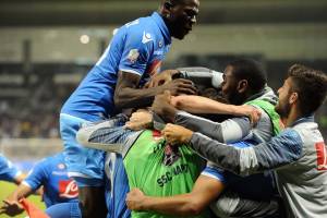 Le dieci vittorie più belle del Napoli nel 2014 item-thumbnail