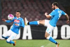 Scarpa d’Oro, la doppietta rilancia Higuain: Pipita secondo a 6 punti da Suarez item-thumbnail