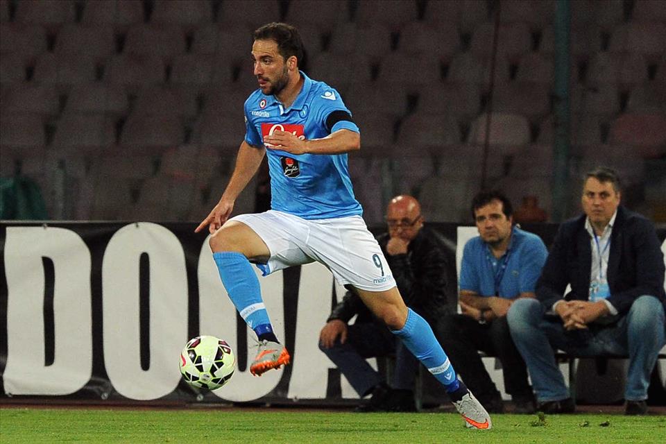 Il Napoli perde al San Paolo la sfida-Champions con la Lazio e retrocede al quinto posto