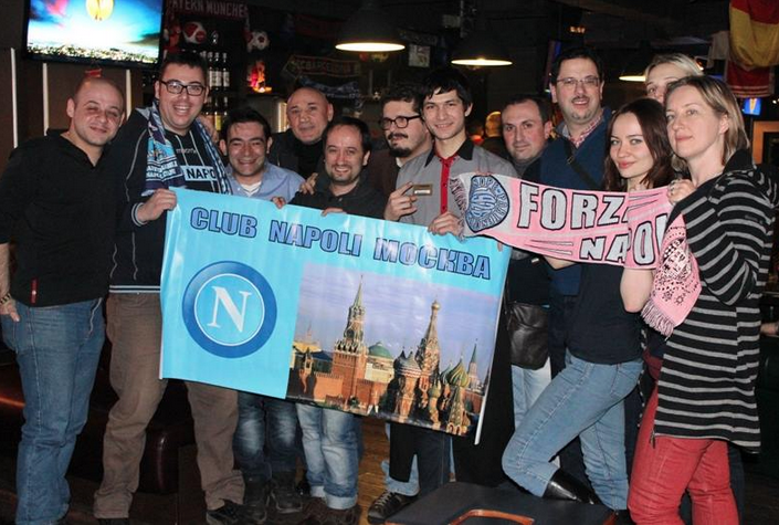 Sono una russa napoletana, ho preso la Circumvesuviana e quando gioca il Napoli divento Kita Mmuortova Sono una russa napoletana, ho preso la Circumvesuviana e quando gioca il Napoli divento Kita Mmuortova