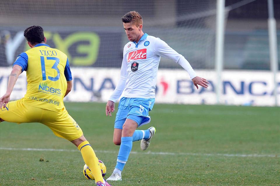 Chievo-Napoli 1-2 / Strinic grande acquisto, Higuain condottiero, Jorginho molle e impreciso Chievo-Napoli 1-2 / Strinic grande acquisto, Higuain condottiero, Jorginho molle e impreciso