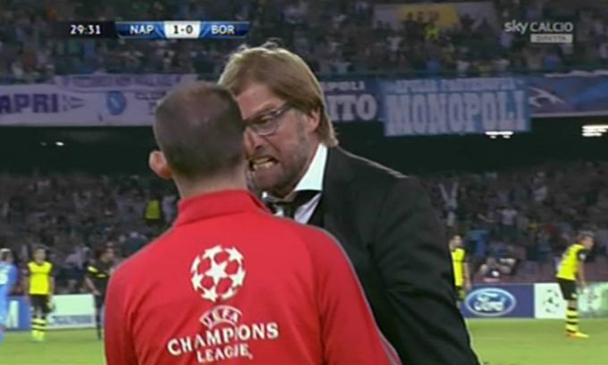 Klopp che torna a casa con lo zaino ricorda Guccini, manca solo “Lili Marleene” in sottofondo