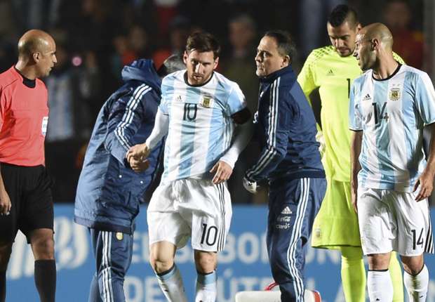 Argentina-Honduras, paura per Messi: contusione a torace e zona lombare