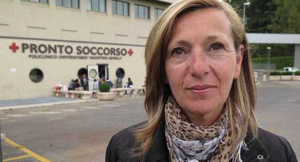 La lezione della madre di Ciro rovinata dai cori beceri anti-Roma La lezione della madre di Ciro rovinata dai cori beceri anti-Roma