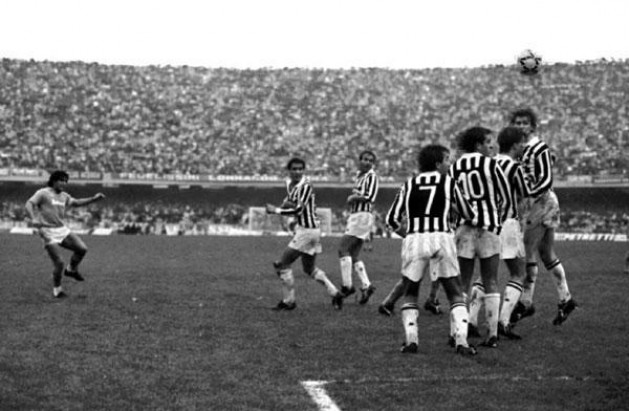 L’haiku per la punizione di Maradona alla Juventus