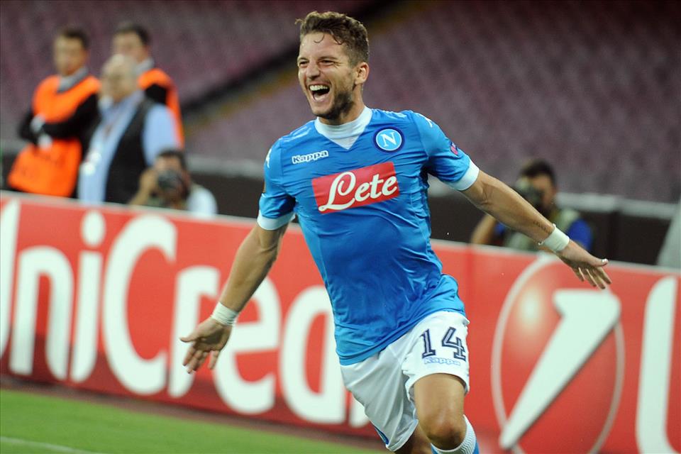 Mertens: «Mi piacerebbe giocare sempre, ma è ovvio dover ruotare con tante partite»