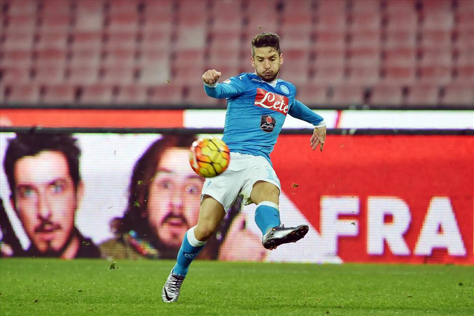 Maglia sudata a Mertens in versione Millennium Falcon Maglia sudata a Mertens in versione Millennium Falcon