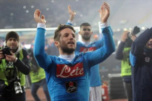 Mertens, primo gol del Napoli contro l'Empoli