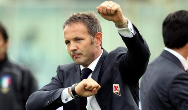 Mihajlovic, Arkan e Srebrenica. Ecco cosa scrisse Sofri quando Sinisa andò alla Fiorentina (poi fu esonerato) Mihajlovic, Arkan e Srebrenica. Ecco cosa scrisse Sofri quando Sinisa andò alla Fiorentina (poi fu esonerato)