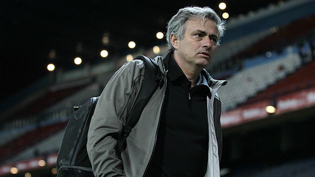 Biglietti troppo cari e steward troppo zelanti: il modello inglese scricchiola. La disputa Mourinho-tifosi del Chelsea