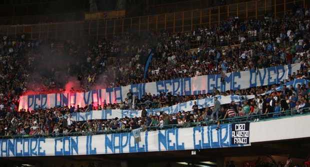 «Meritiamo di più»? Ma come? Ma quando? Ma perché? Chi fischia la propria squadra in un momento di difficoltà non merita niente «Meritiamo di più»? Ma come? Ma quando? Ma perché? Chi fischia la propria squadra in un momento di difficoltà non merita niente