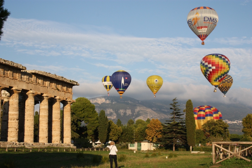 Agenda Napolista / Il Paestum Balloon Festival e la festa del baccalà