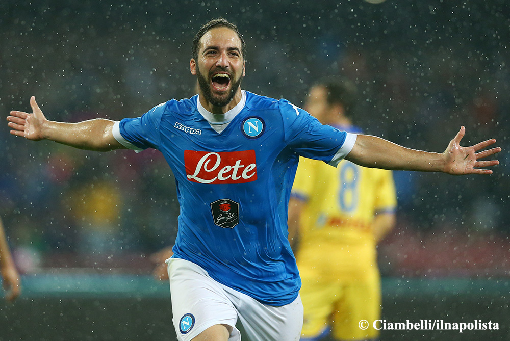 Per il record di Higuain nemmeno uno speciale Sky (e altre amnesie dei media)